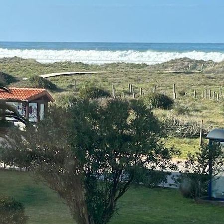 Playa De Berria -Apartamento Con Piscina Y Vistas Al Mar Сантонья Экстерьер фото