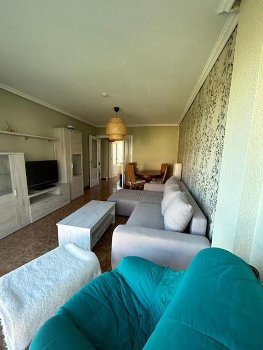 Playa De Berria -Apartamento Con Piscina Y Vistas Al Mar Сантонья Экстерьер фото